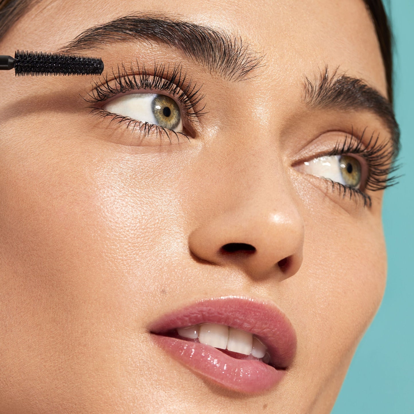 lash-xtndr-mascara-g9 060623_Lexi_LashXtndr_Look1_093_v4_RGB_IGF.jpg