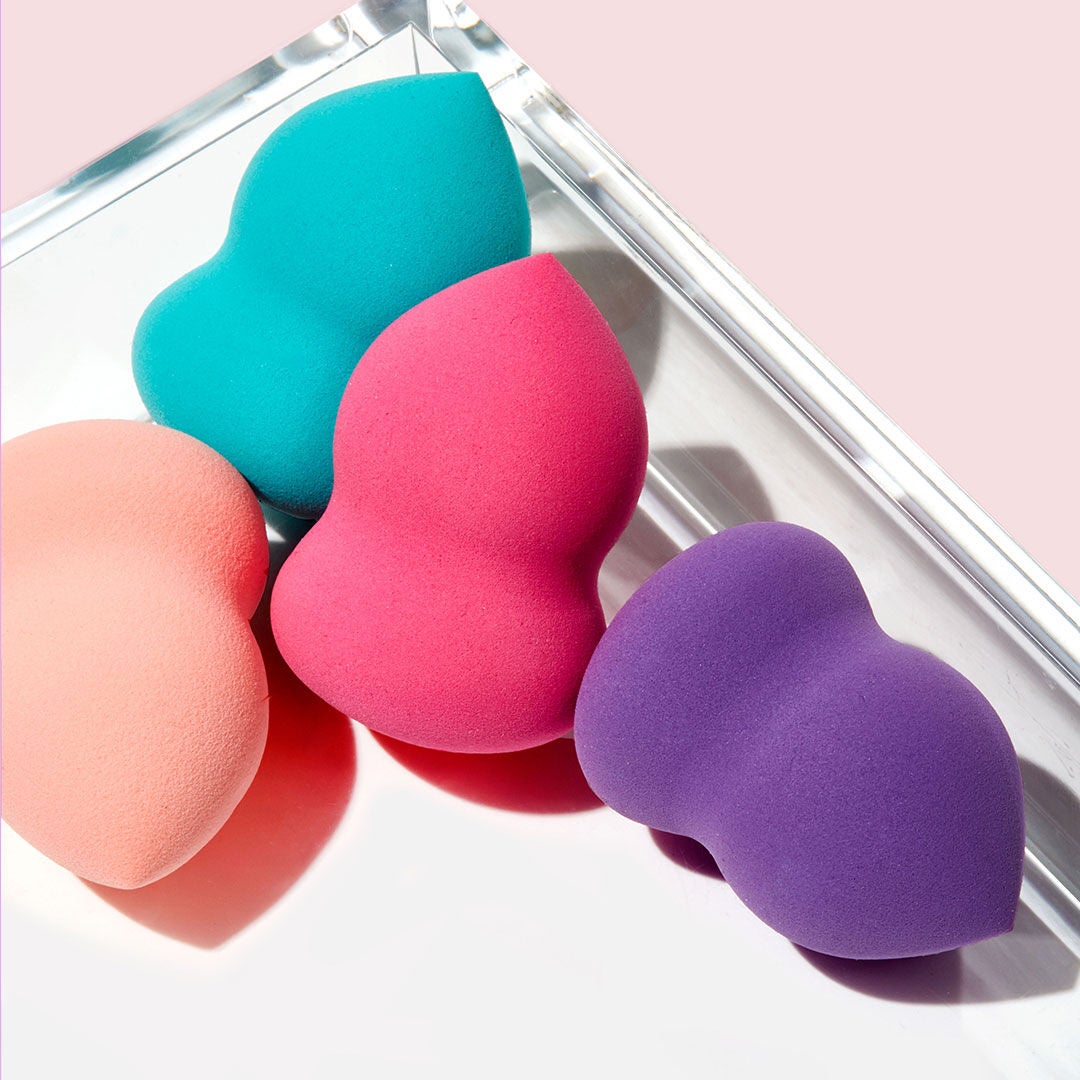 blending-sponge-peach-t4 0619_SocialIGF_Sponges4.jpg