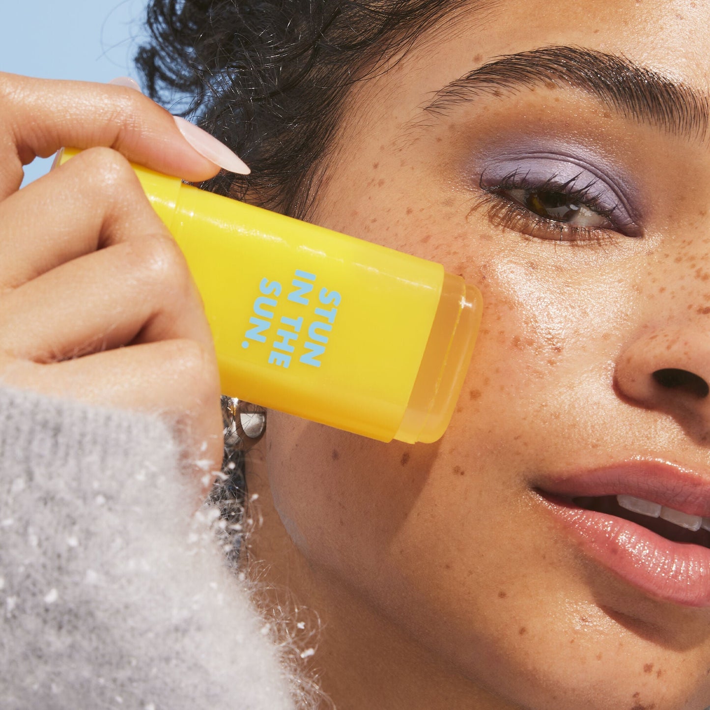 suntouchable-invisi-stick-spf-50-z2 091924_Aiyana_Sunwich2_2468_FINAL_RGB_IGF2.jpg