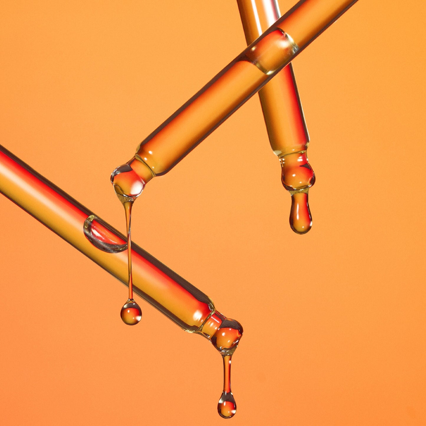 bright-icon-vitamin-c-e-ferulic-serum-v8 101424_SKIN_SL_VitC_Dropper_062_FOCUS_STACK_358_w3QC_IGF_3e3ab094-92b5-4b2c-b61d-f70351355bb3.jpg
