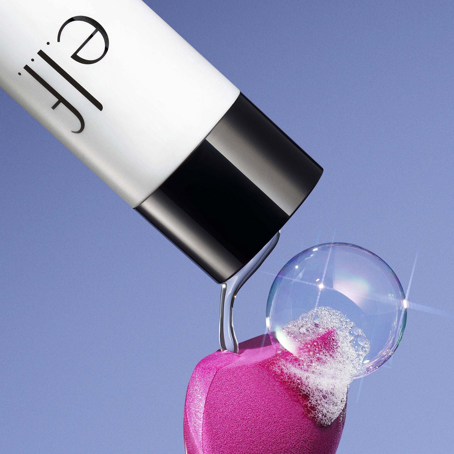 clean-queen-liquid-brush-and-sponge-cleaner-u2 111124_elf_CleanQueen_Tools_0032_MAIN-HELICON_358_w2QC_IGF.jpg