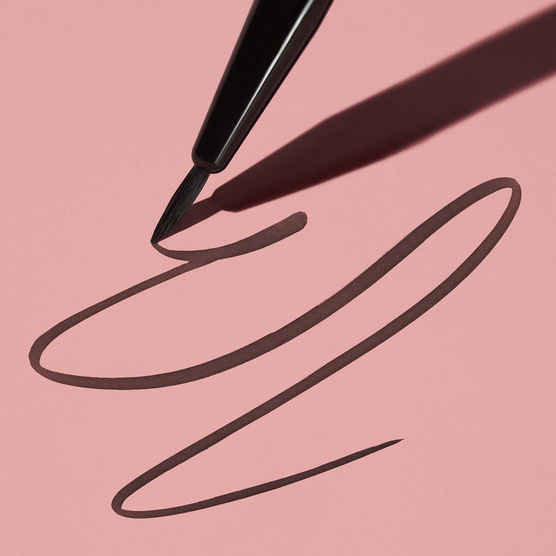 ultra-fine-eyeliner-brush-x9 111124_elf_UltraFine_Brush_0057_MAIN-2-HELICON_358_w2QC_IGF.jpg