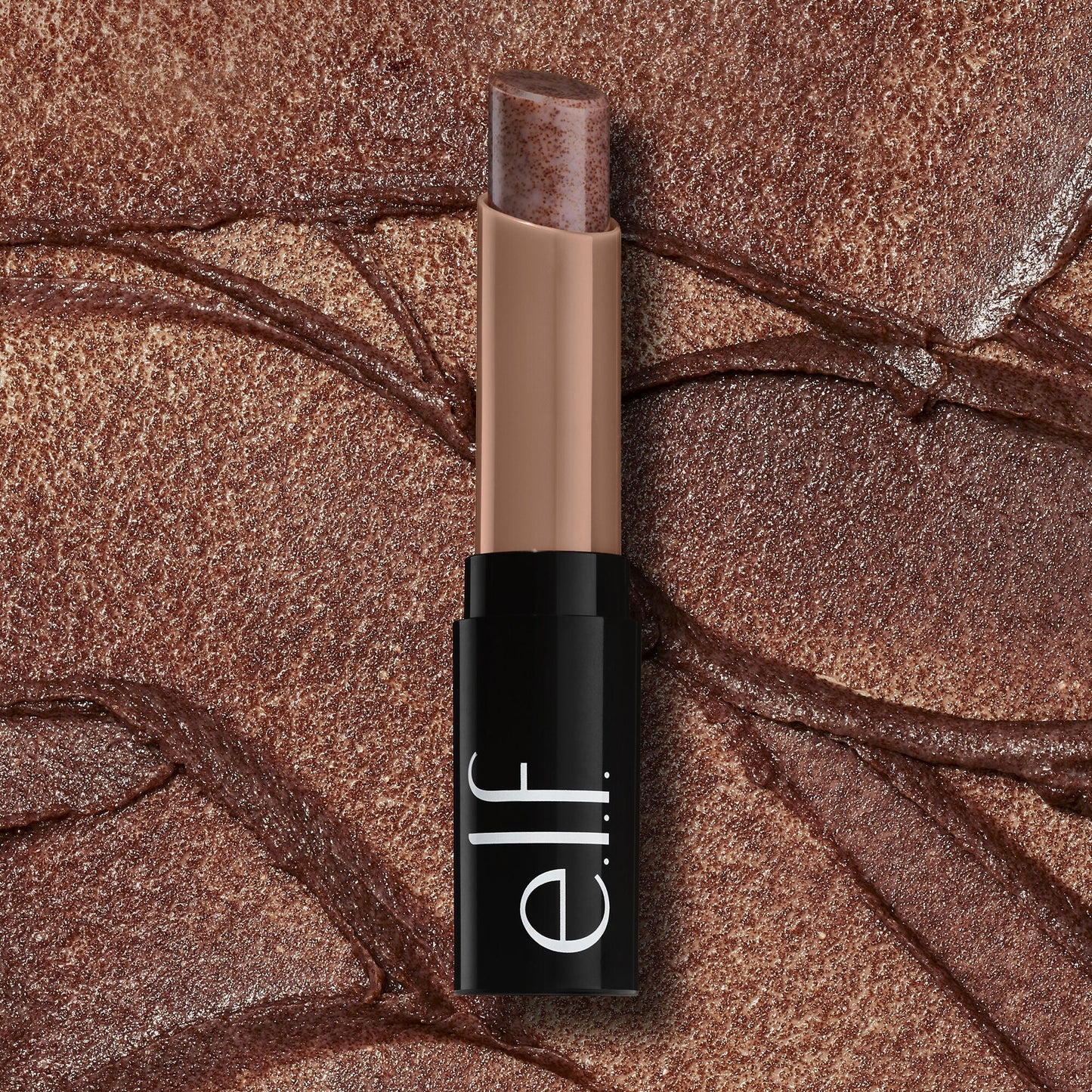 lip-exfoliator-p7 111621_ELF_LIP_SCRUB_0556_RGB_IGF.jpg