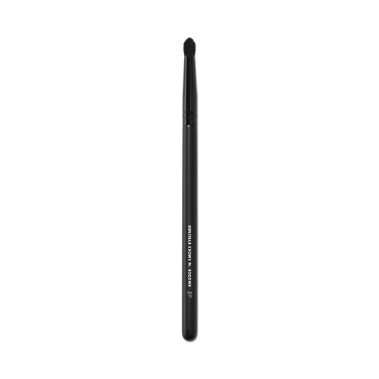 smudge-n-smoke-eyeliner-brush-m3 81916_OpenA_V2_R.png