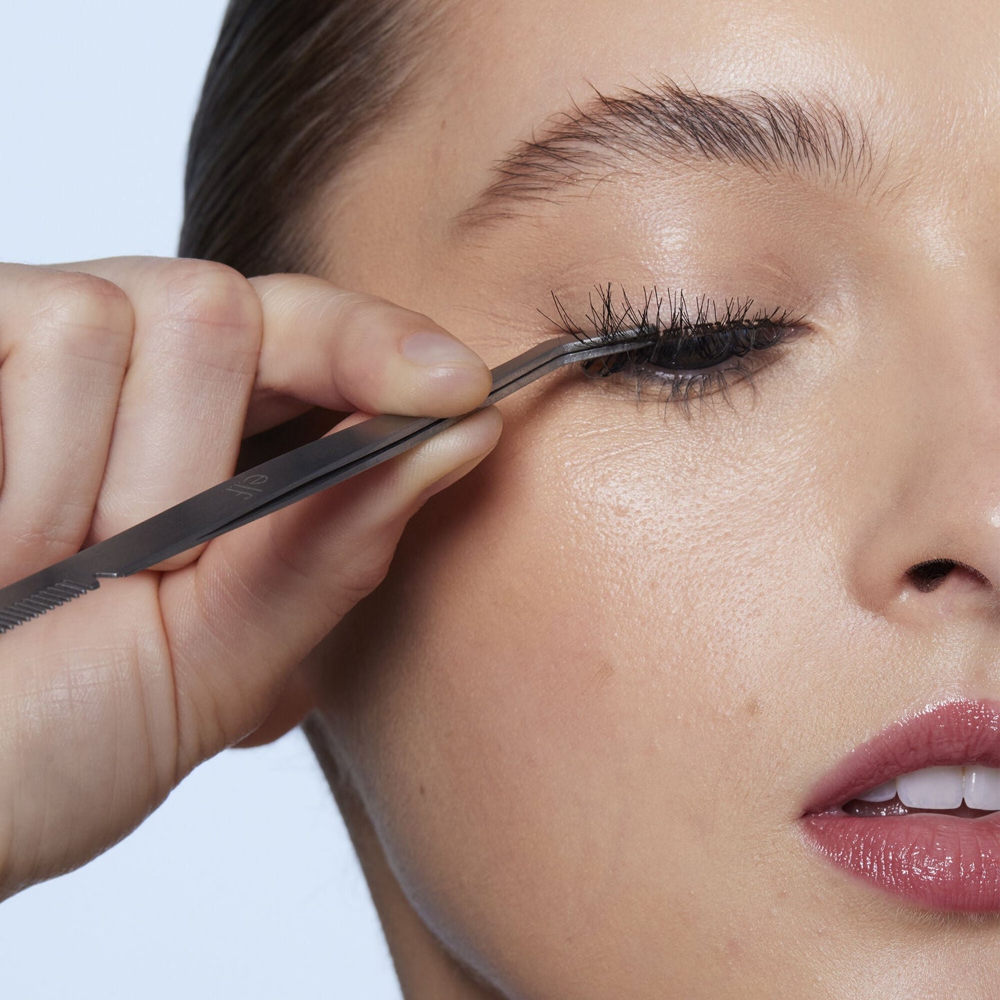 false-eyelash-applicator-p1 84093_False_Lash_Applicator.jpg