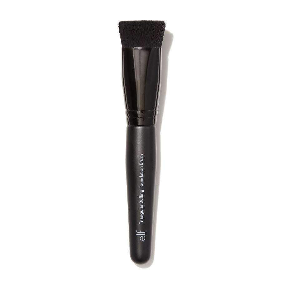 triangular-buffing-foundation-brush-w4 85106_a_TriangularBuffingFoundationBrushwebA.jpg