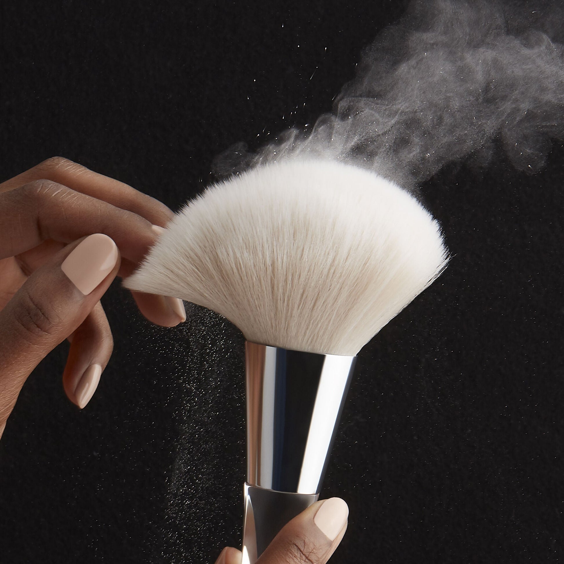 precision-powder-brush-o6 85307_PrecisionPowderBrush_V2_133.jpg