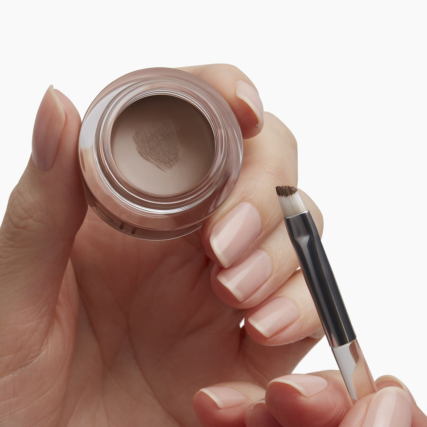 precision-dual-sided-eyebrow-brush-j4 85315_PrecisionDualSidedEyebrowBrush_Model.jpg