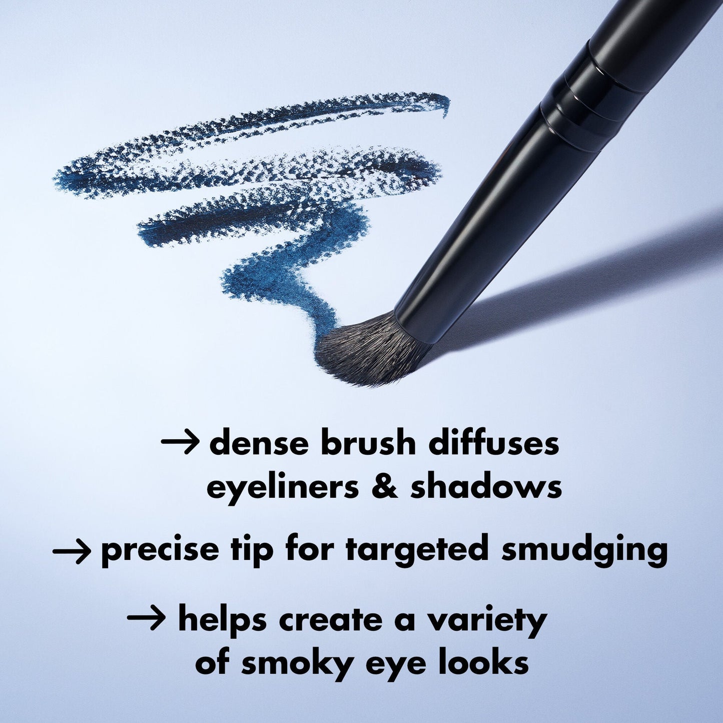 smudge-n-smoke-eyeliner-brush-m3 S25_EDUCATION_SMUDGE_N_SMOKE_EYELINER_BRUSH_PRODUCTINFO.jpg